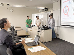 Aグループの発表